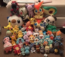 Pokemon gosedjur/mjukisdjur säljes.